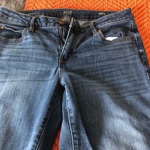 Ana jeans size 8